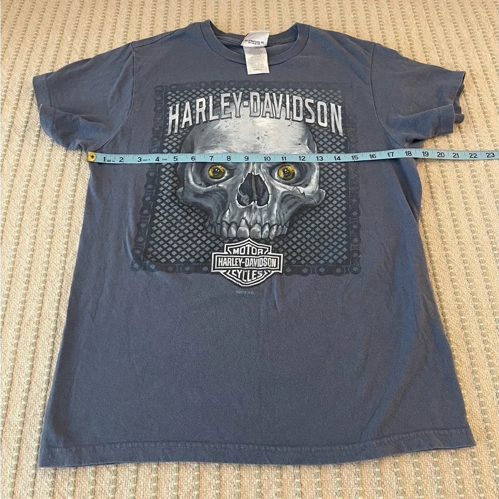 Harley-Davidson Skull Graphic Tee - Size: Small